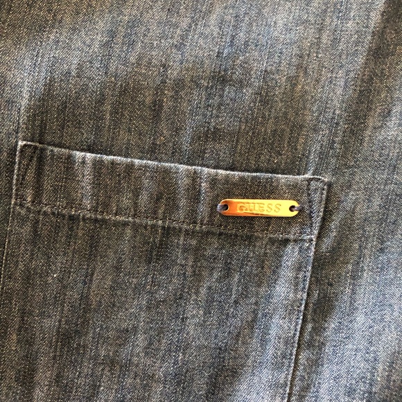 Lightweight GUESS ❤️ Denim button down shirt - Picture 4 of 8